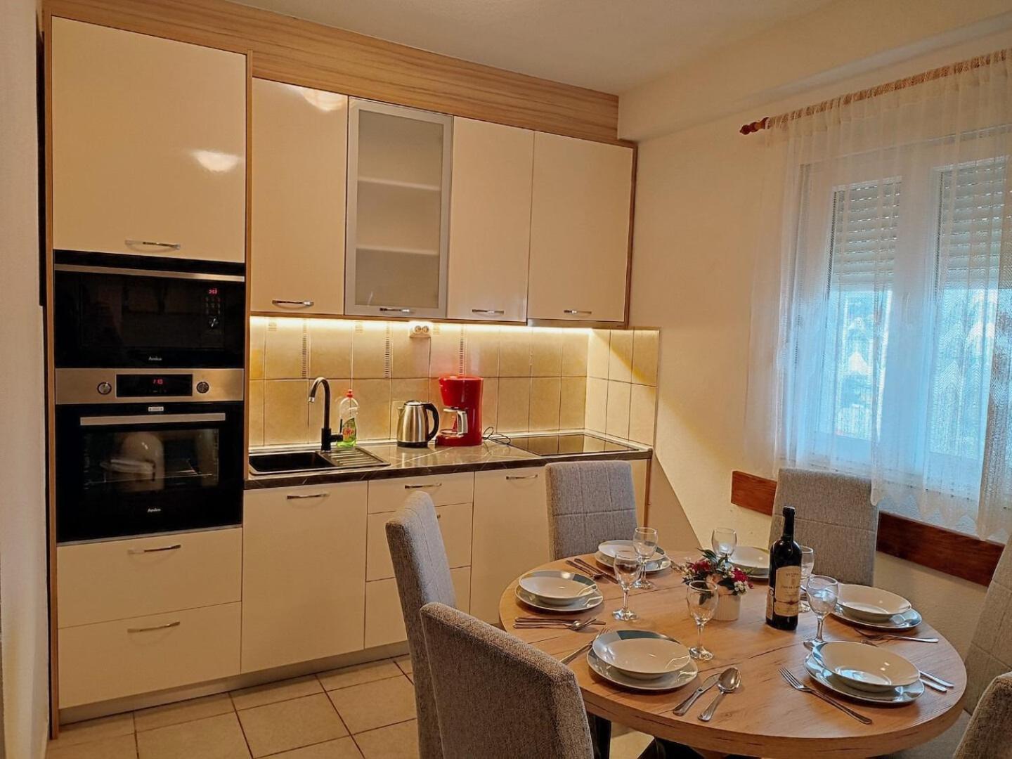 Apartment Slaven Vinišće Exteriér fotografie